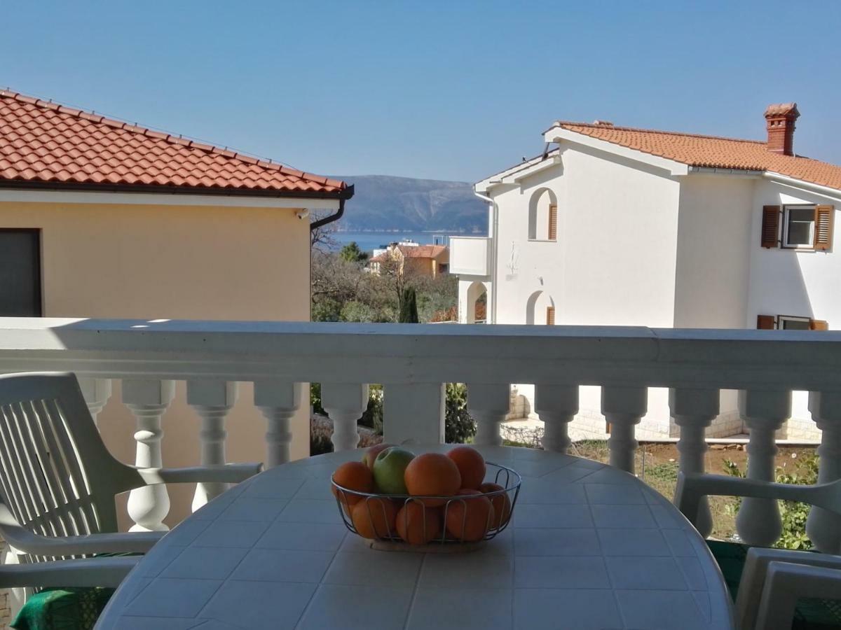 Apartment Pezic Крк Экстерьер фото