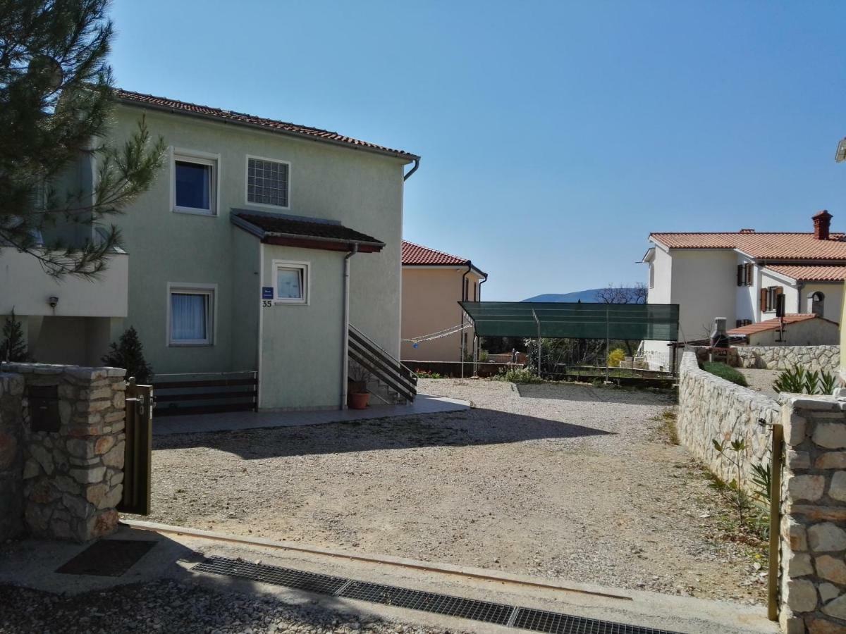Apartment Pezic Крк Экстерьер фото